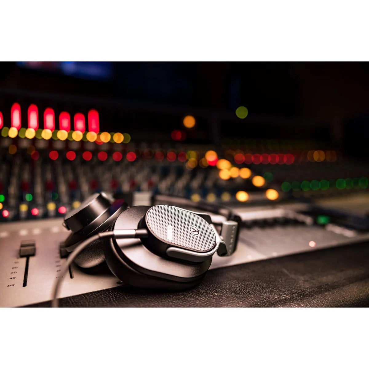 Austrian Audio Hi-X65 Hörlurar