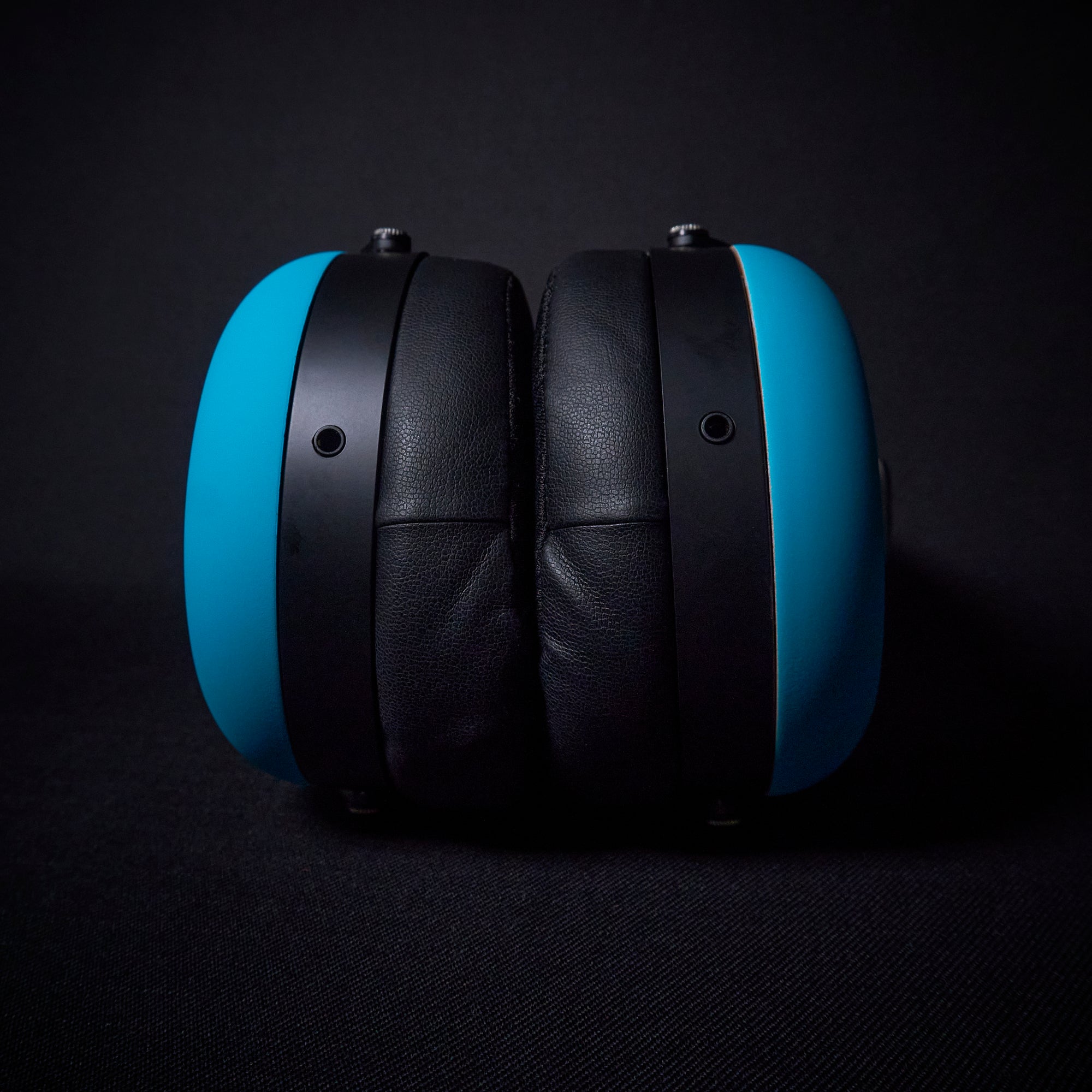 Hifiman Sundara Closed-Back – One-Off Custom Blue Edition