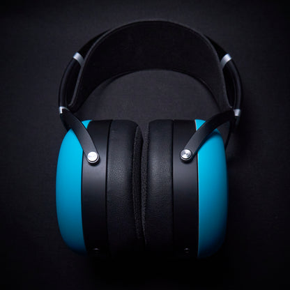 Hifiman Sundara s uzavretou zadnou časťou – jednorazová modrá edícia na mieru