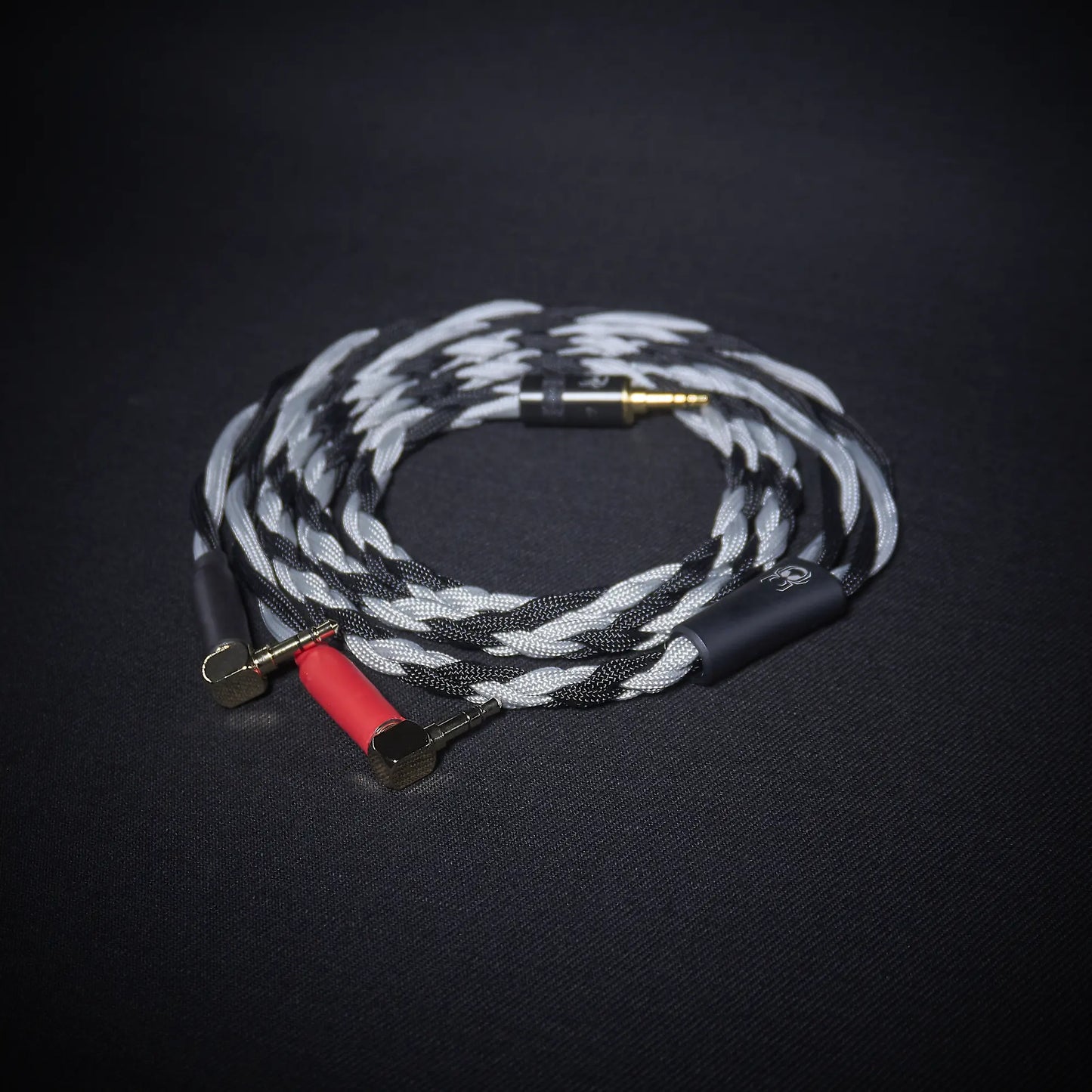Verum 1 Custom Cable (Dual Angled 3.5mm) - Aranea Series