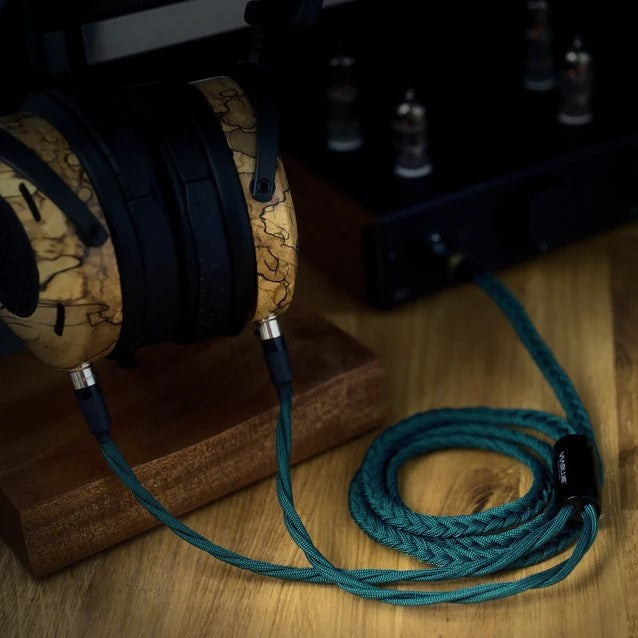 Braided custom cable for ZMF, connected to tube amps