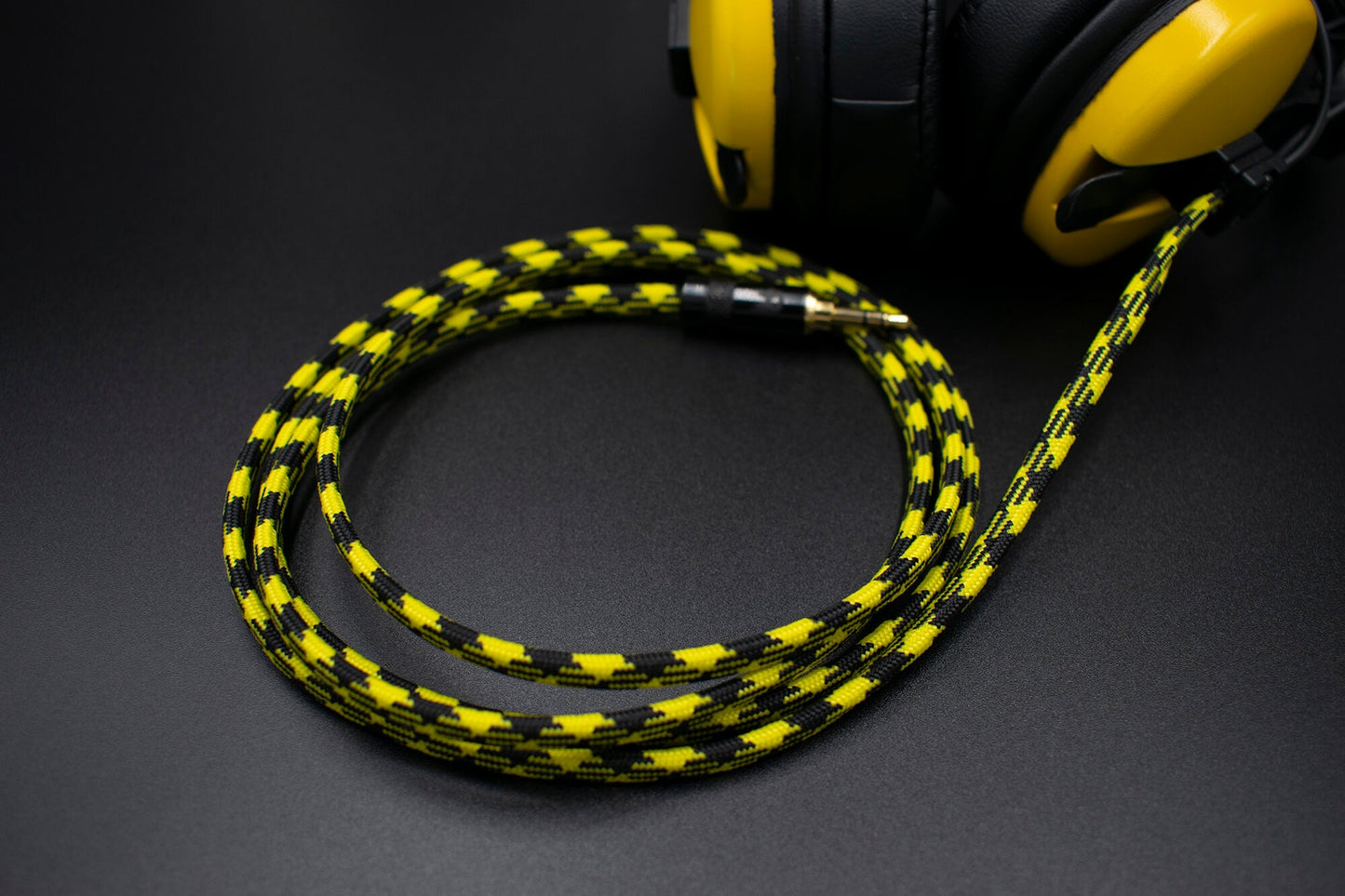 Custom cable for Sennheiser HD25 - Arachne Audio